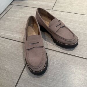House of Harlow 1960 Taupe Loafers